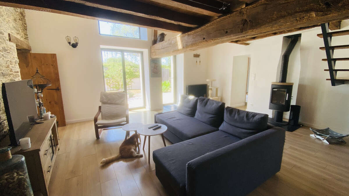 Maison à SAINT-MARS-DU-DESERT