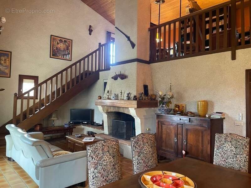 Maison à vendre 4 pièces CAILLAC (46) - photo 7