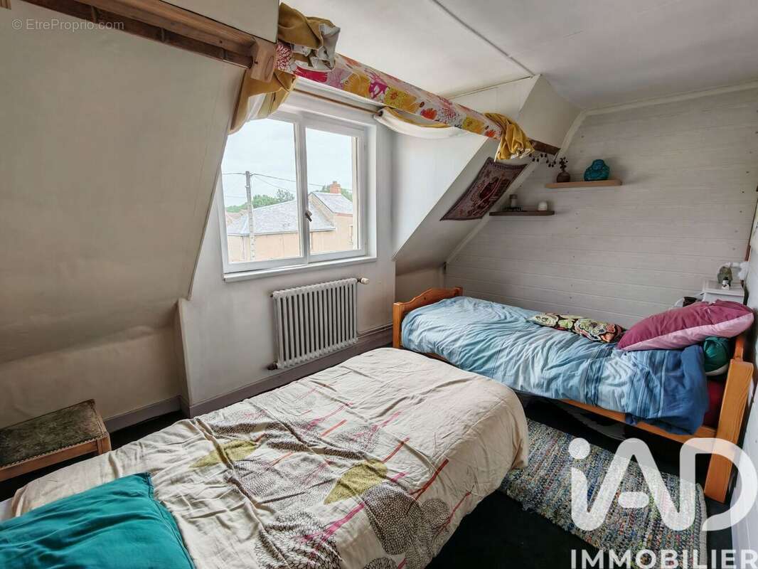 Photo 7 - Maison à URCIERS