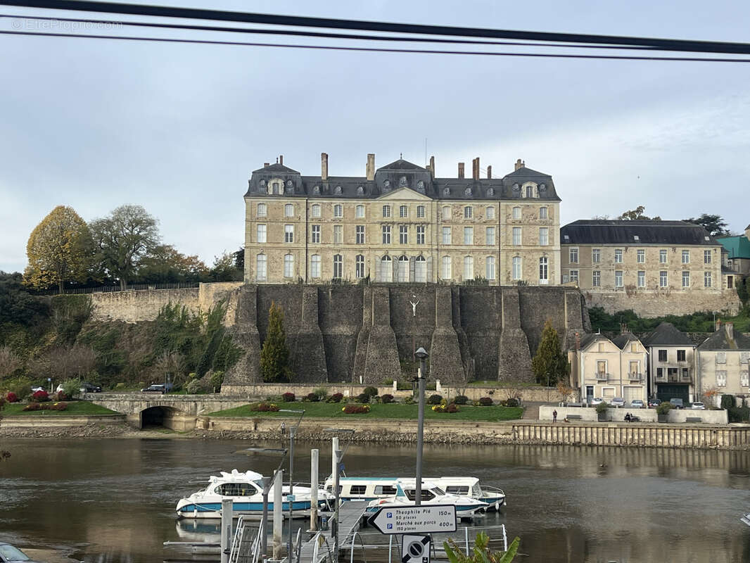 Maison à SABLE-SUR-SARTHE