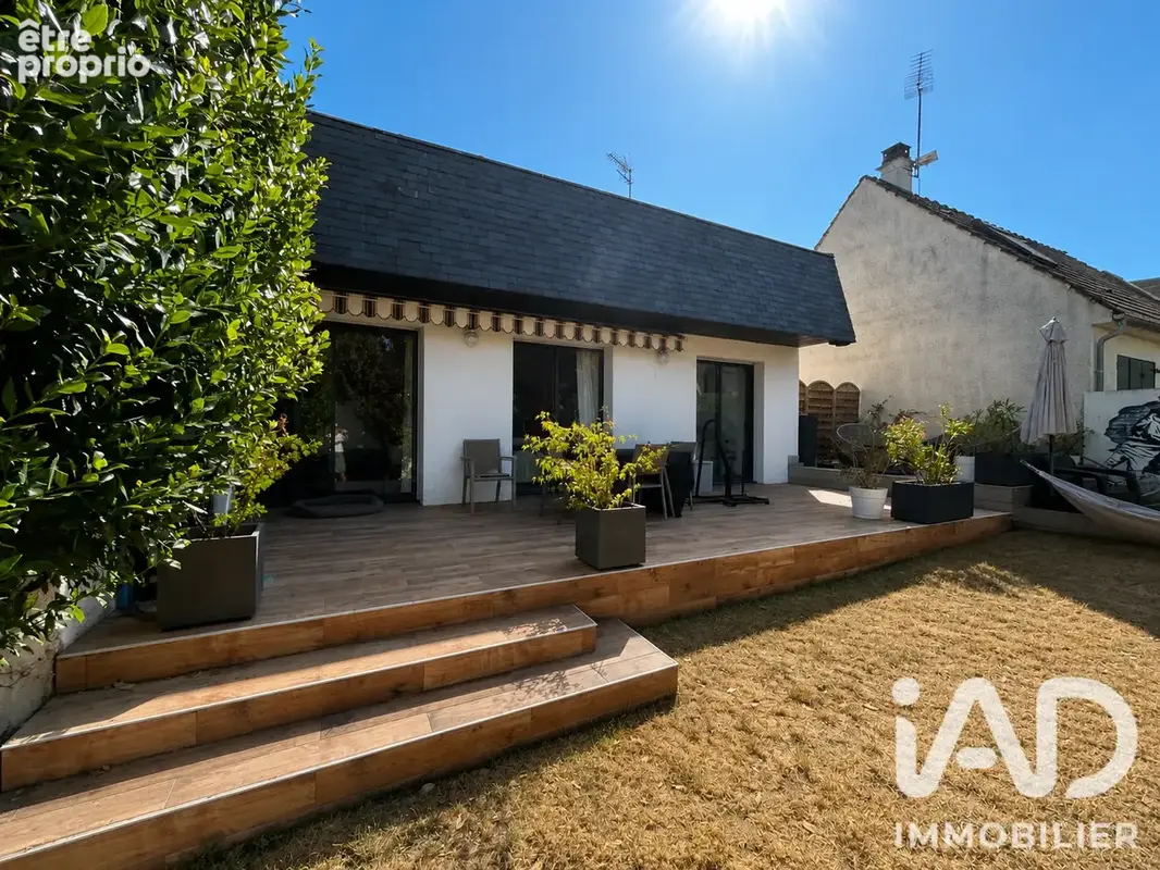 Photo 1 - Maison à POISSY
