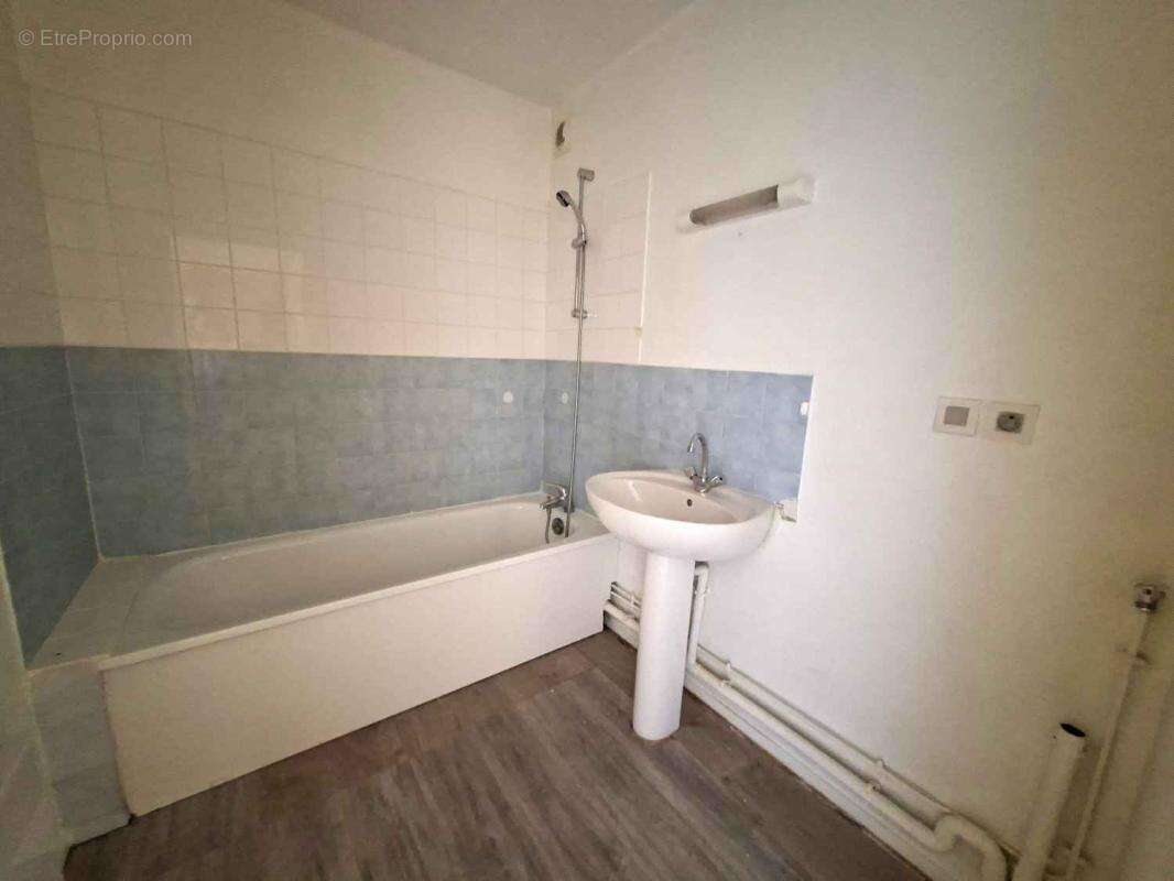 Appartement à VITTEAUX