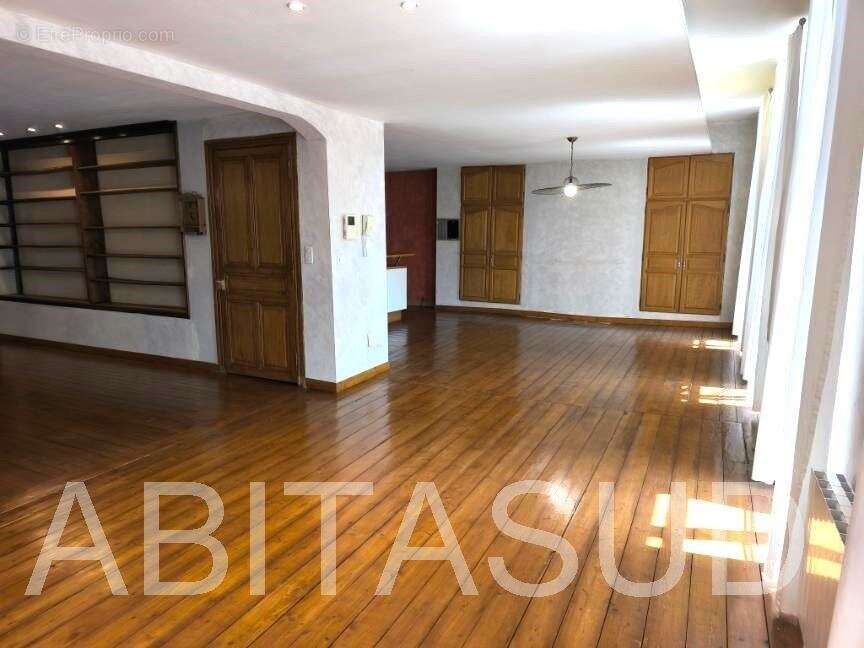 Appartement à REALMONT