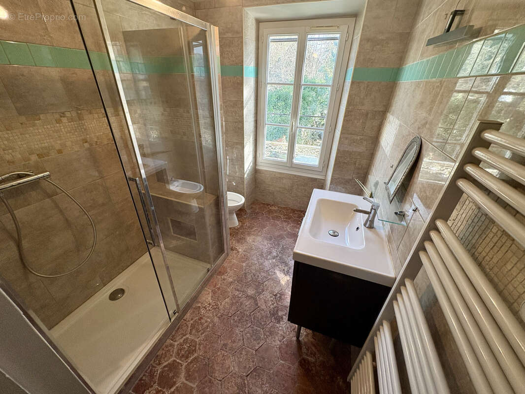 Maison à SAINT-SAUVEUR-SUR-ECOLE