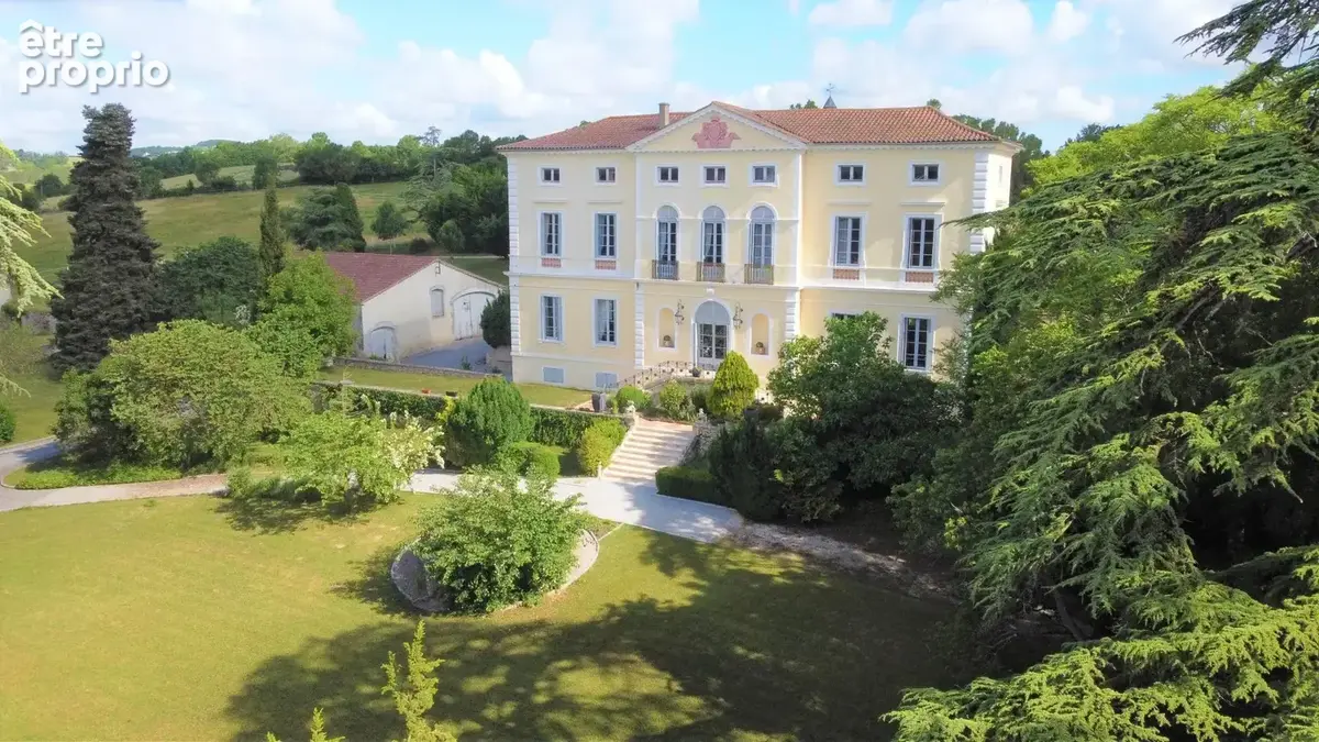 Magnifique château du 16ème siècle avec sa chapelle dans un parc de plus de 2 hectares - photo 21