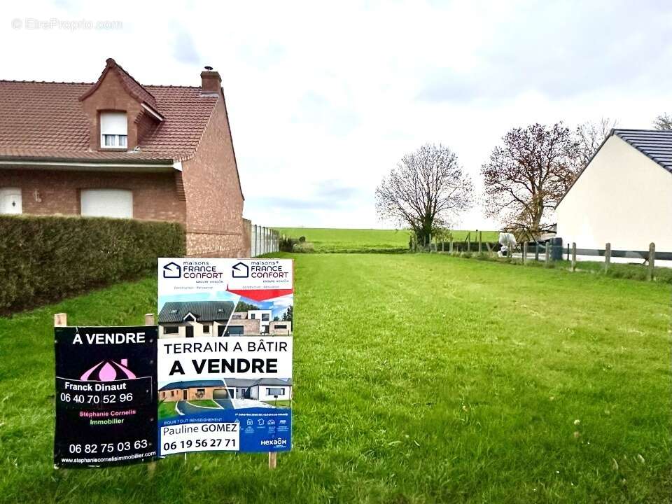 Terrain à BANTIGNY