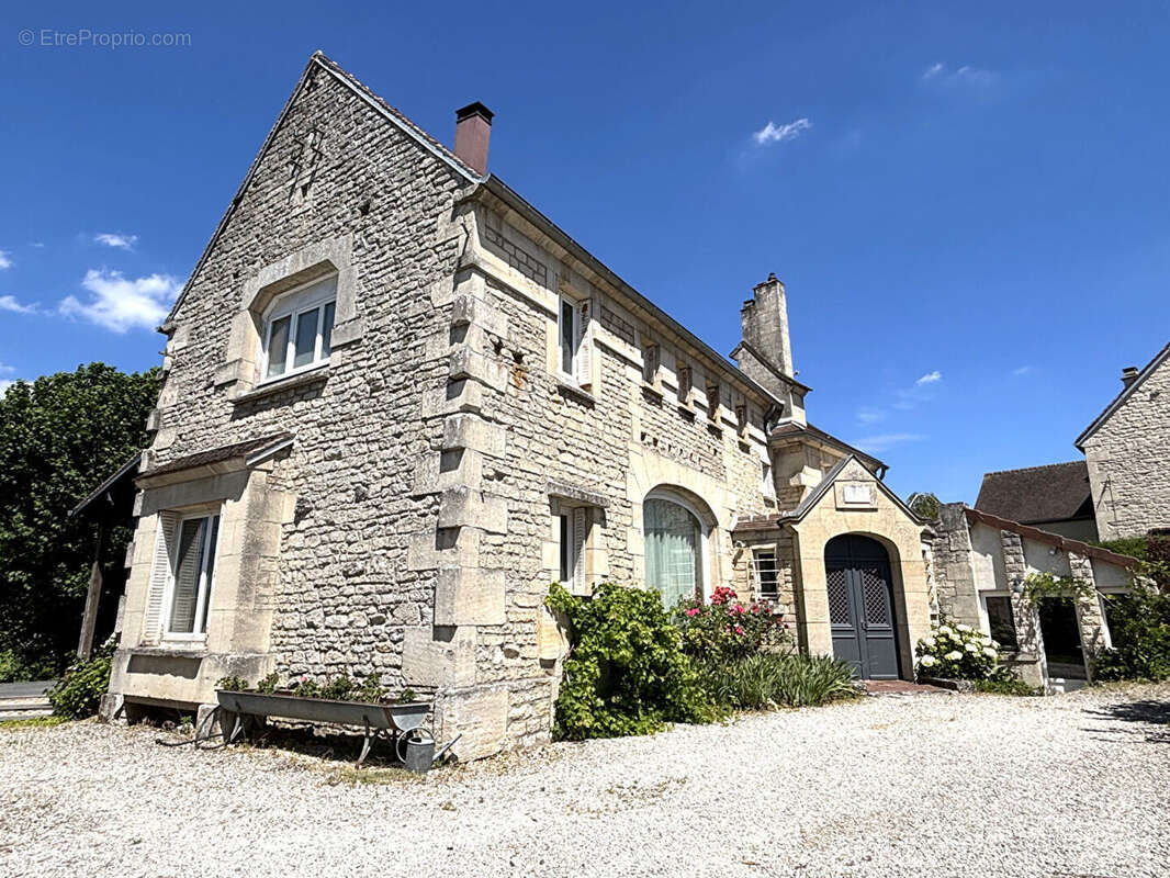 Maison à NEUILLY-EN-THELLE