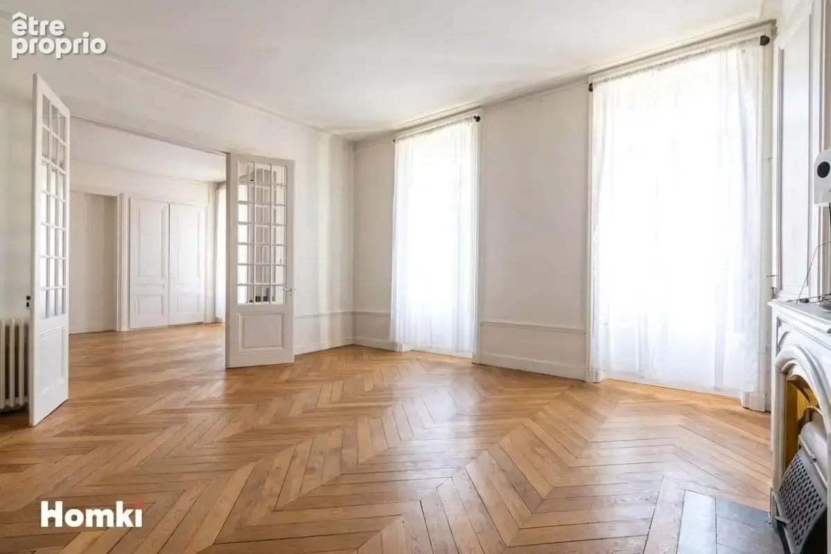 Appartement T3 de 93 m² à Lyon 69009, Rue Marietton - photo 3