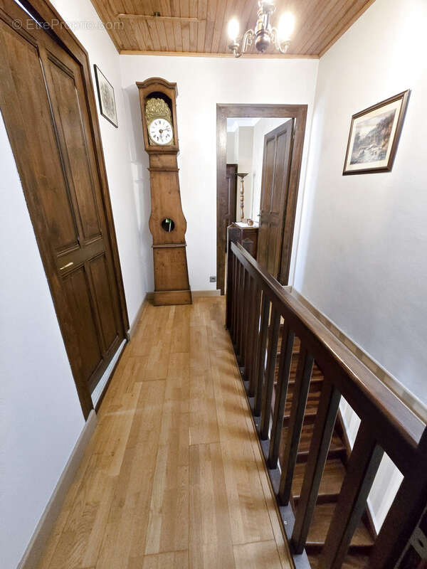 Maison à FONTAINE
