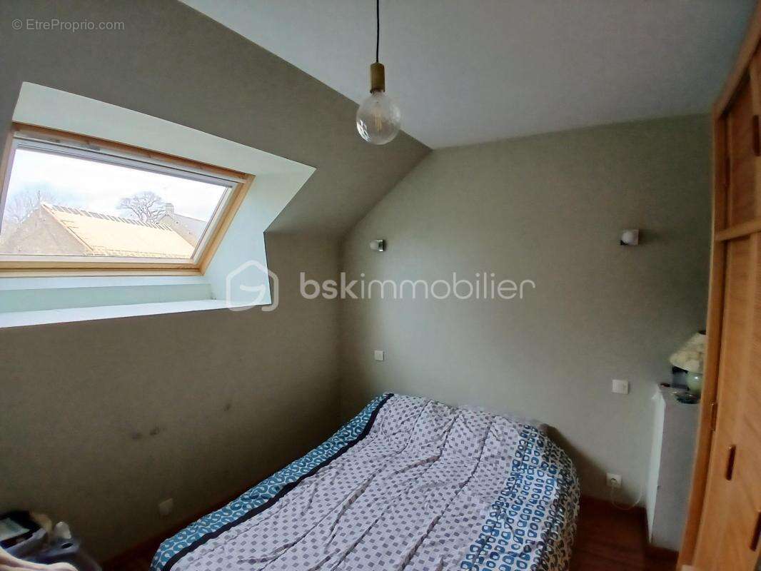Coup de cœur - calme, espace et potentiel : 4 chambres possibles, terrasse plein sud, proximité commerces et ecoles - photo 8