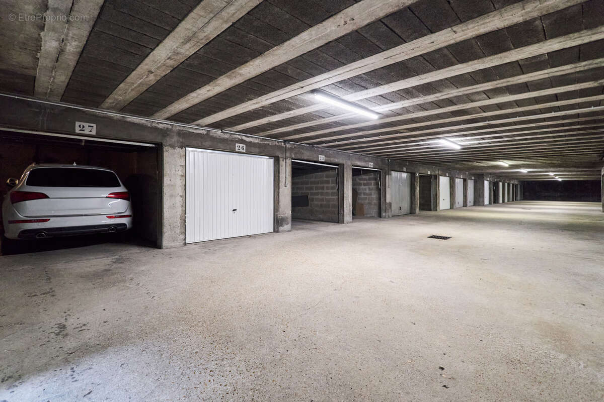 Appart 157 m2, T7, climatisé, balcon, garages, proche centre ville - photo 20