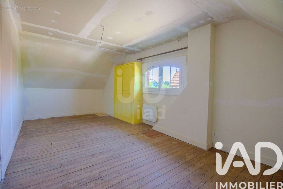 Maison 77 m² à Orvillers-Sorel  - photo 9