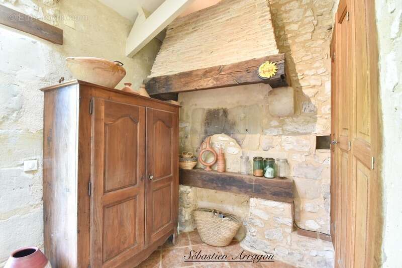 Maison de caractère à vendre 5 pièces  (47) - photo 11