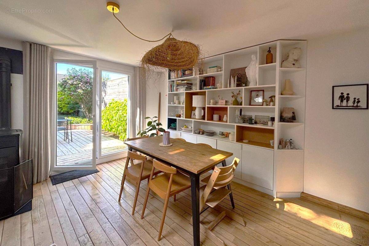 Maison à WAMBRECHIES