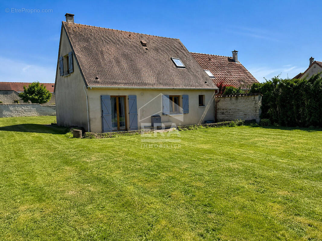 Maison à PONTGOUIN
