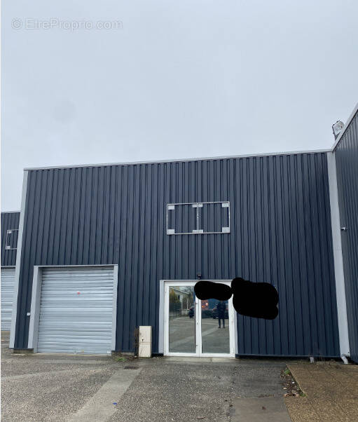 Commerce à CAVIGNAC