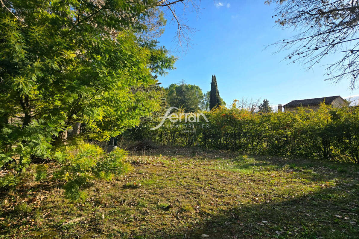 Maison à VILLECROZE