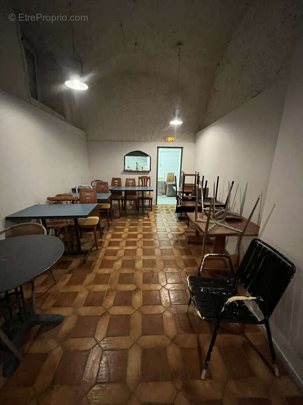 Commerce à SAN-MARTINO-DI-LOTA