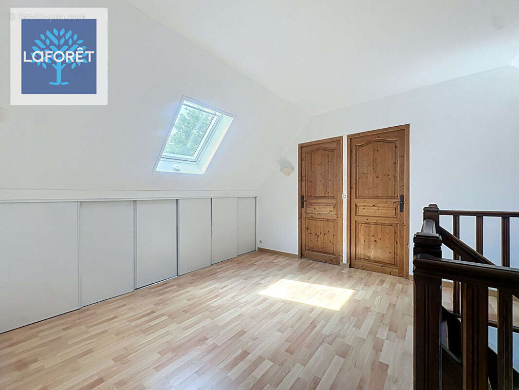 Maison Arronville 5 pièce(s) 129.86 m2 - photo 6