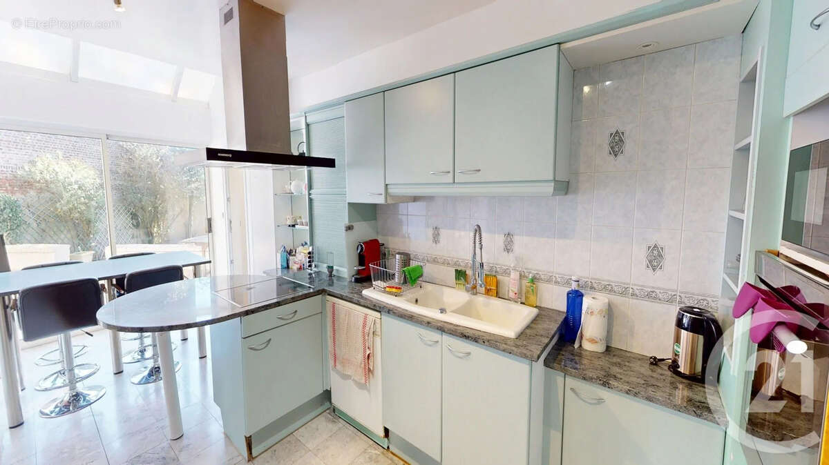 Maison à SAINT-QUENTIN