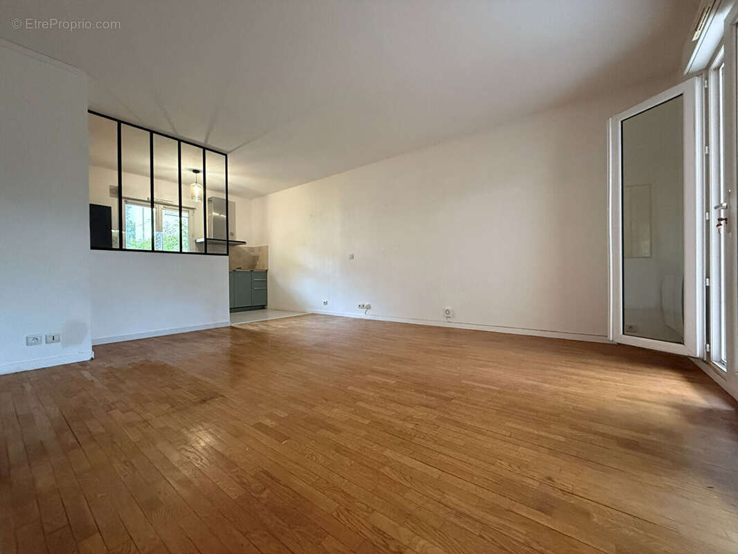 Appartement à MONTROUGE