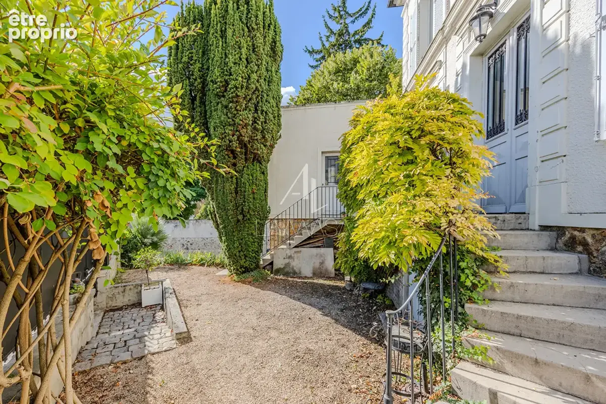 Photo Maison à Thorigny-Sur-Marne au prix de 775 000€