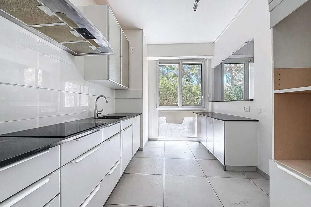 Appartement à MARSEILLE-9E