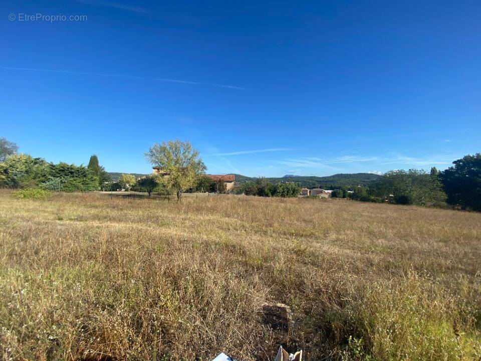 Terrain à BRIGNOLES