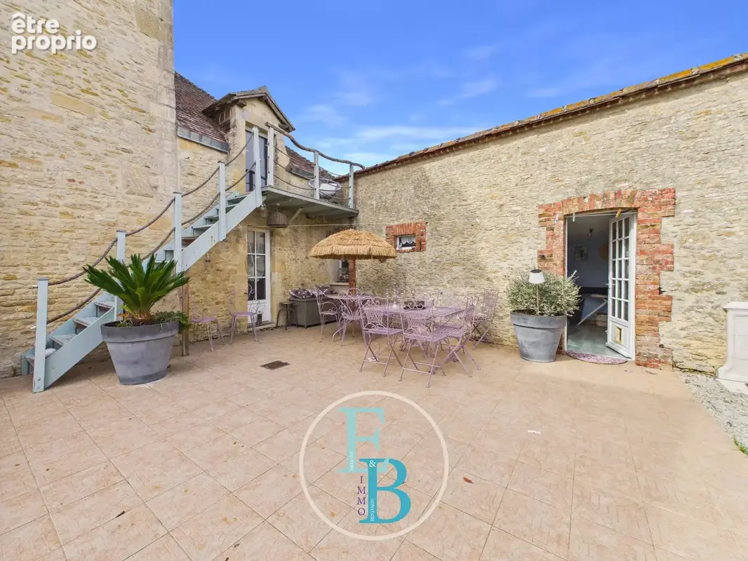 Propriété d'exception sur pré de 1,5 hectare avec maison principale, logement indépendant et dépendances - photo 16