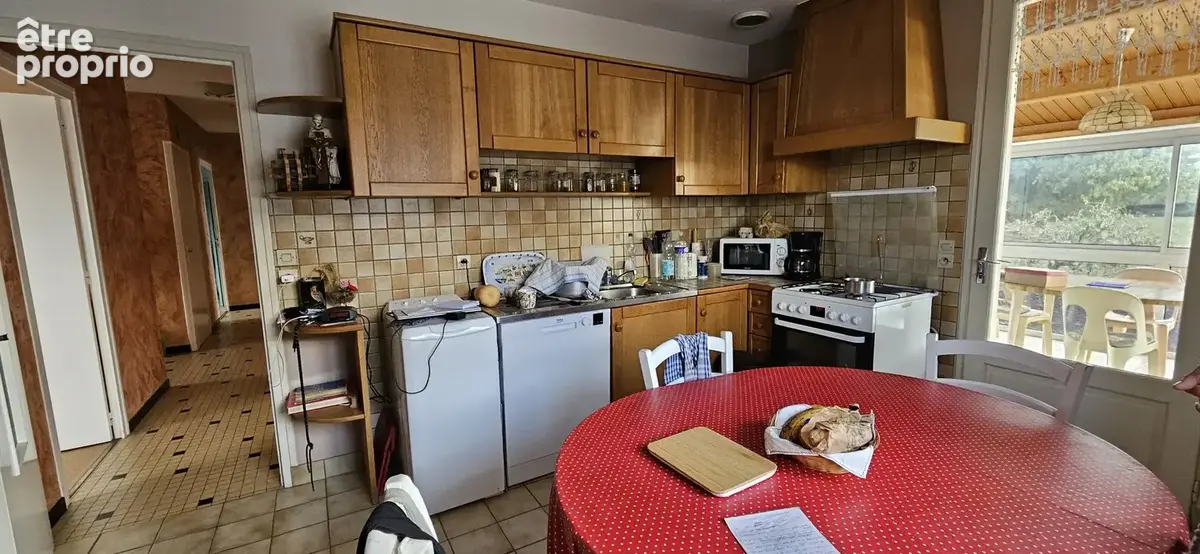 Maison 4 pièces 84 m² à vendre à Bressuire (79300) - photo 2
