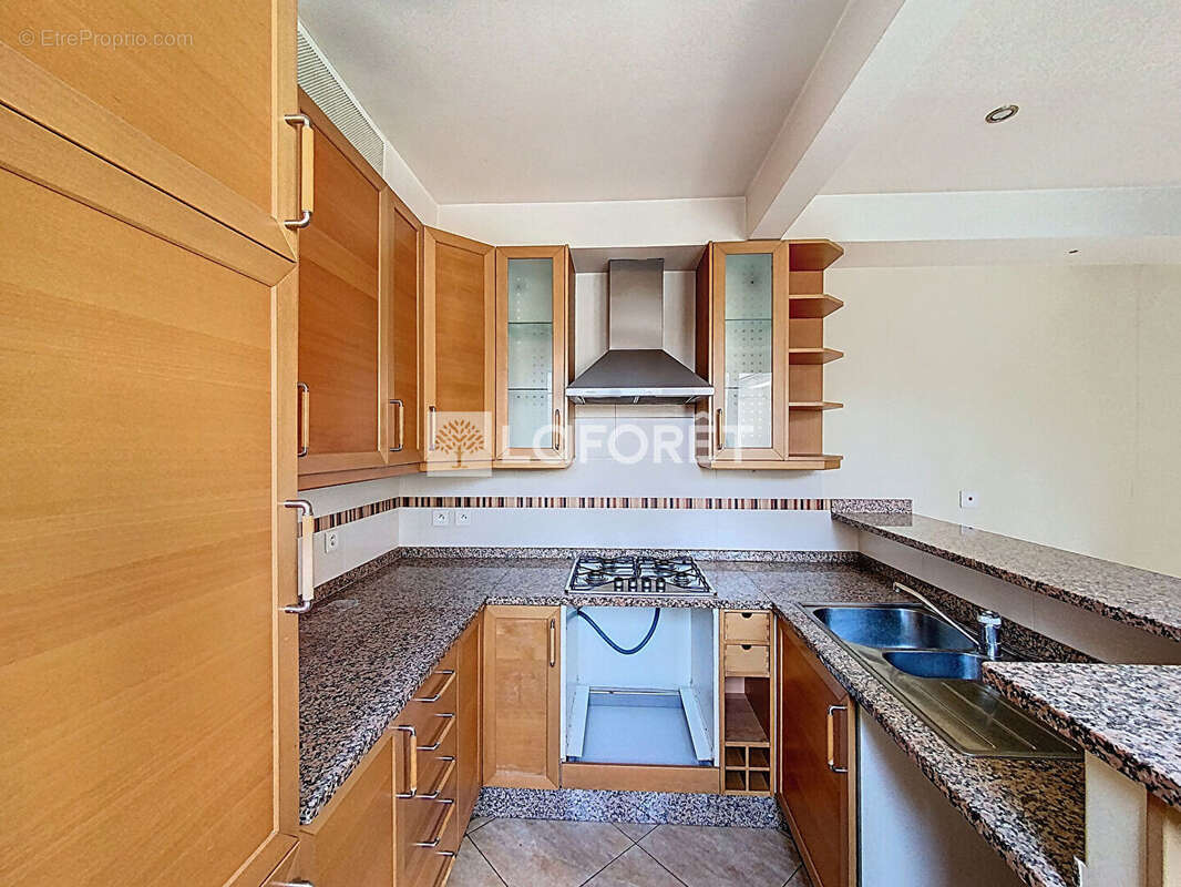 Appartement à SURESNES