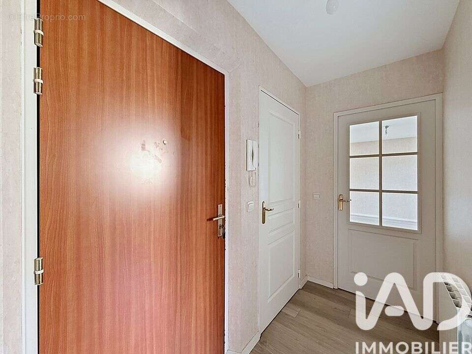 Appartement 42 m² à Reims  - photo 2