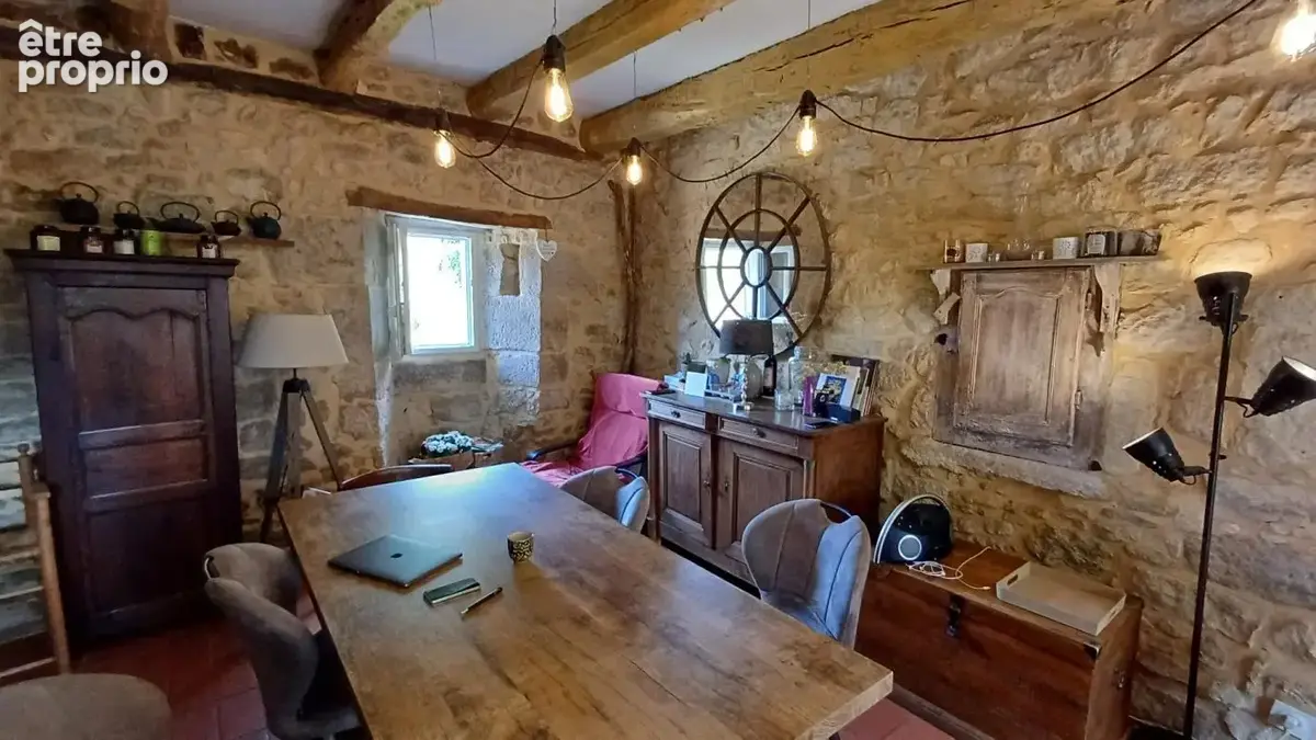 Maison du 17ème dans environnement très calme, avec un gite ou maison d'amis - photo 23