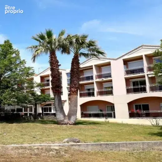Appartement à SAINT-CYR-SUR-MER