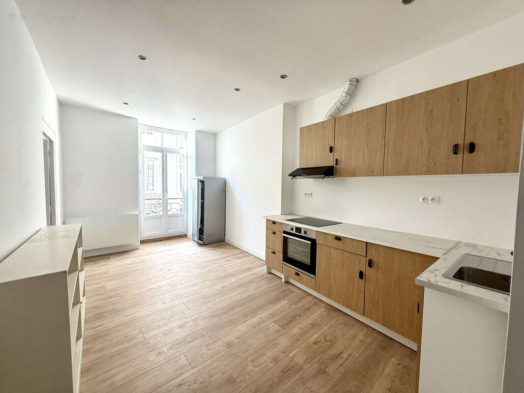 Appartement à BORDEAUX