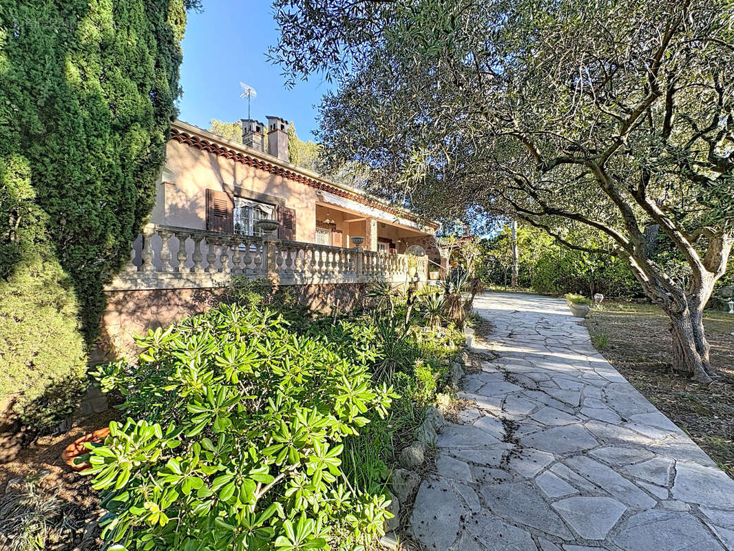 Maison à SAINT-RAPHAEL