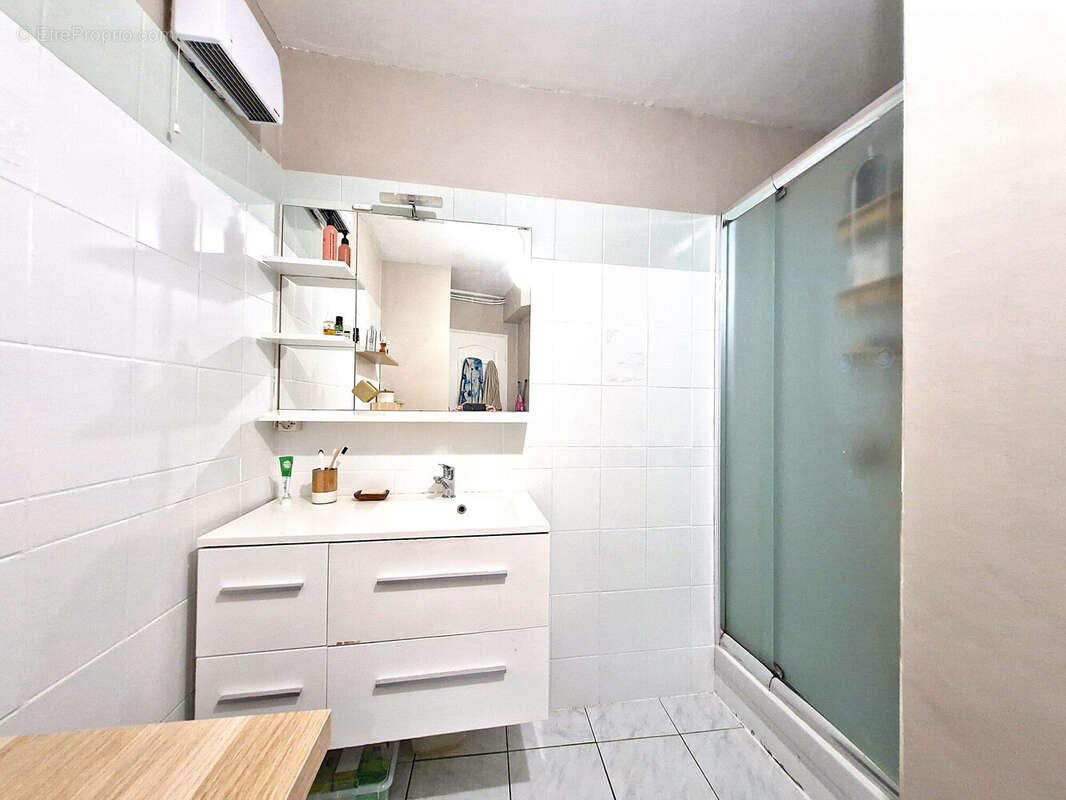 Appartement 61 m² à Sollies-Pont  - photo 4