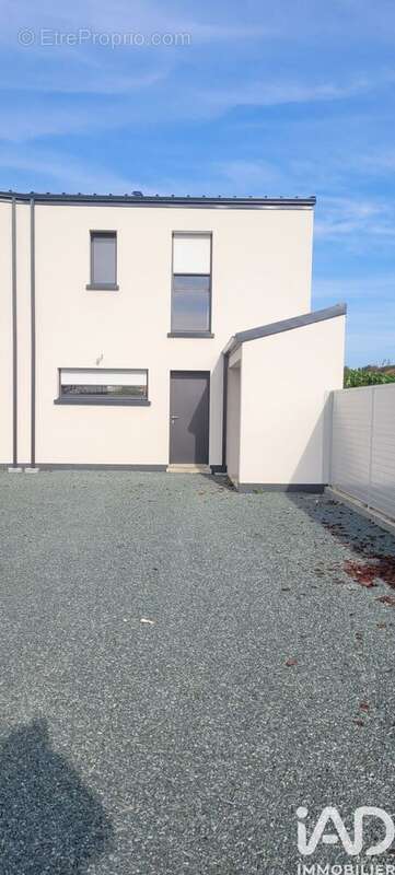 Photo 2 - Maison à LA FERRIERE