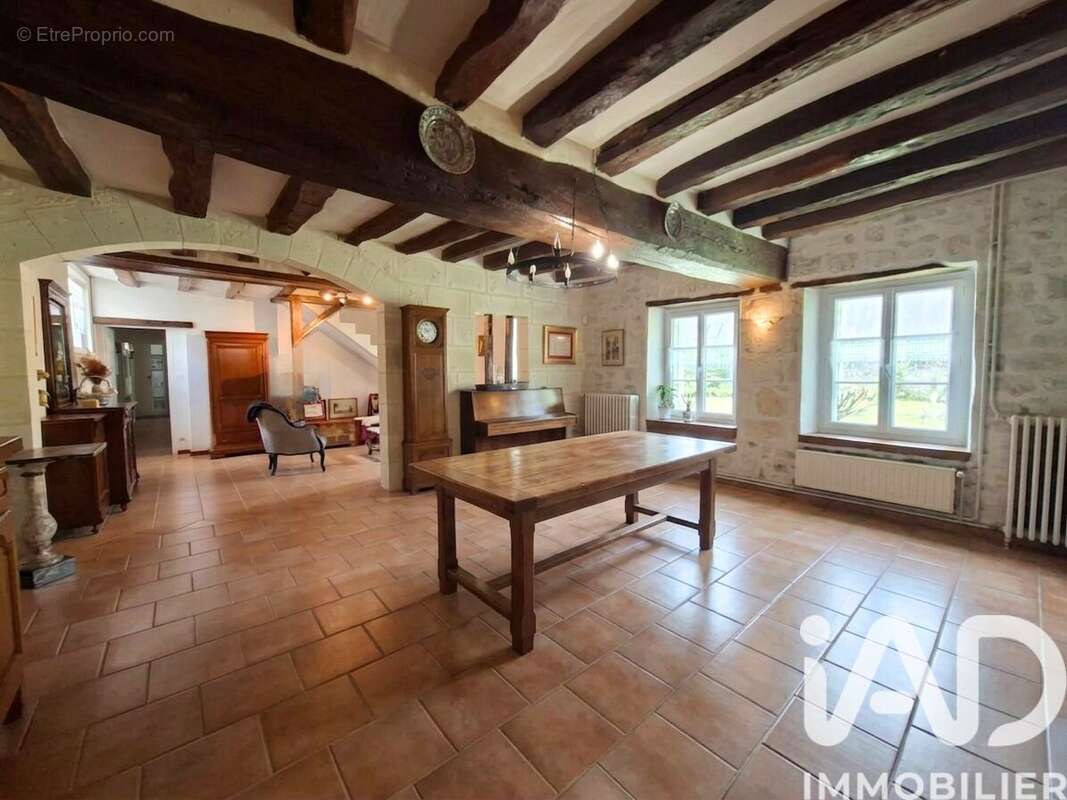 Photo 5 - Maison à RESTIGNE