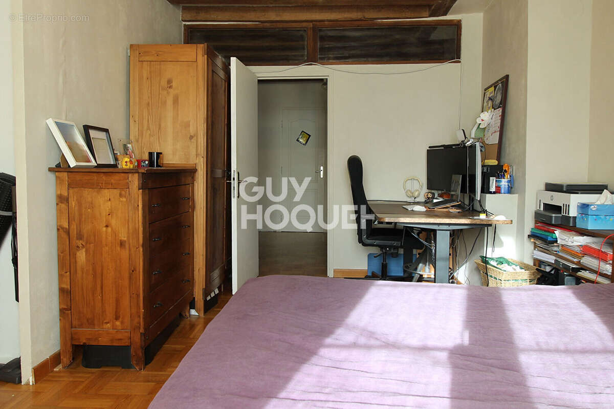 Maison à CHAUMES-EN-BRIE