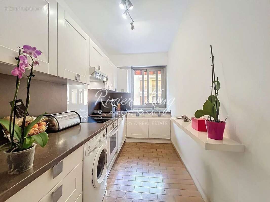 Appartement à BEAULIEU-SUR-MER