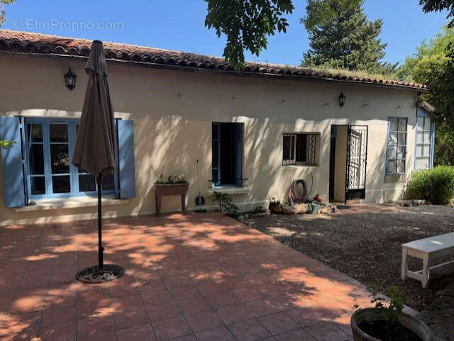 Maison à LES MATELLES