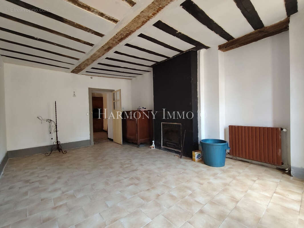 Maison à LONGNY-AU-PERCHE
