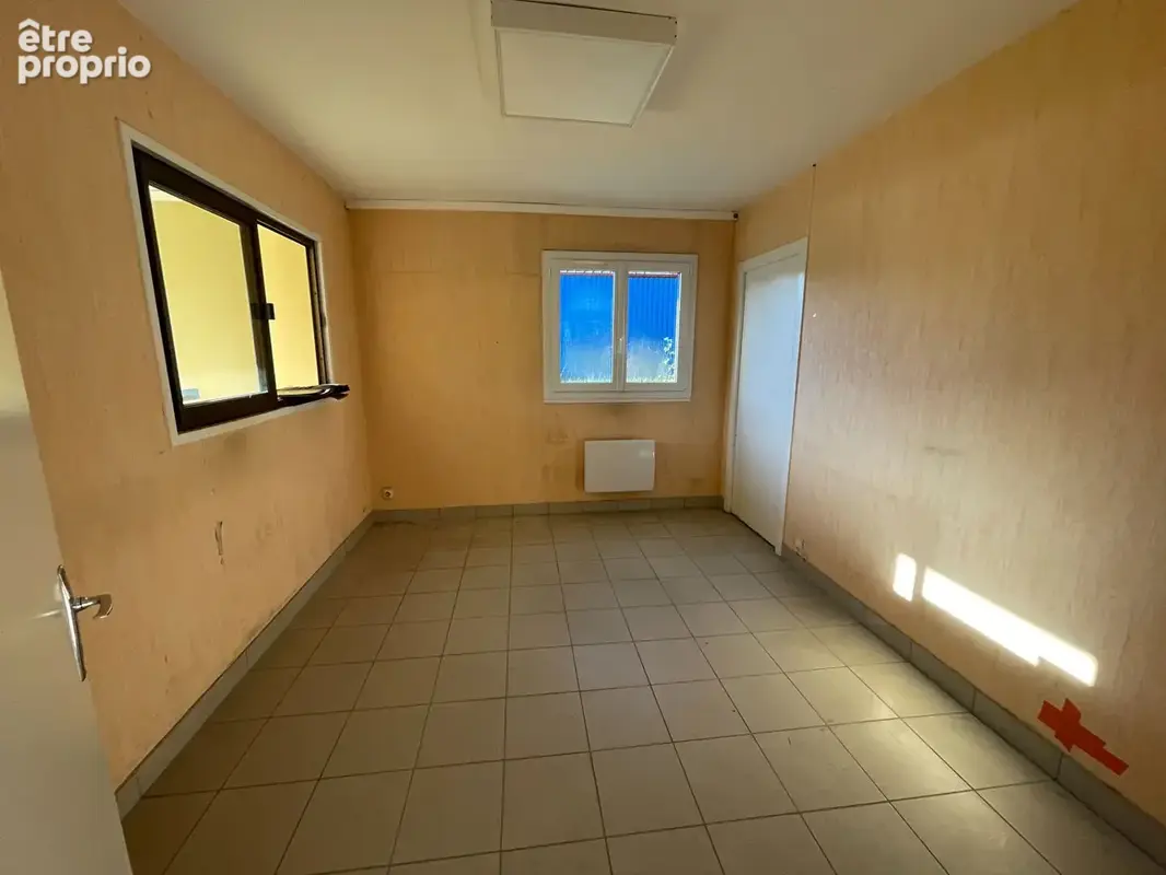 Local artisanal d'activité - saint-yvi 450 m2 - photo 15