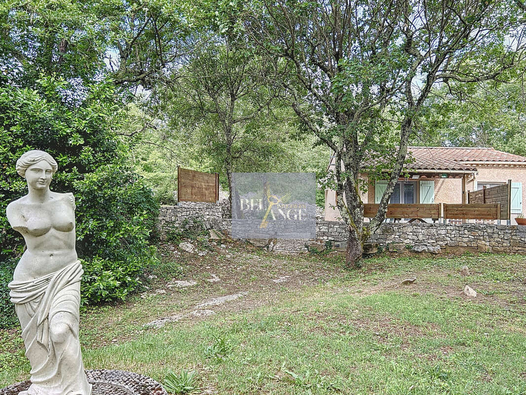 Maison à SAINT-ALBAN-AURIOLLES