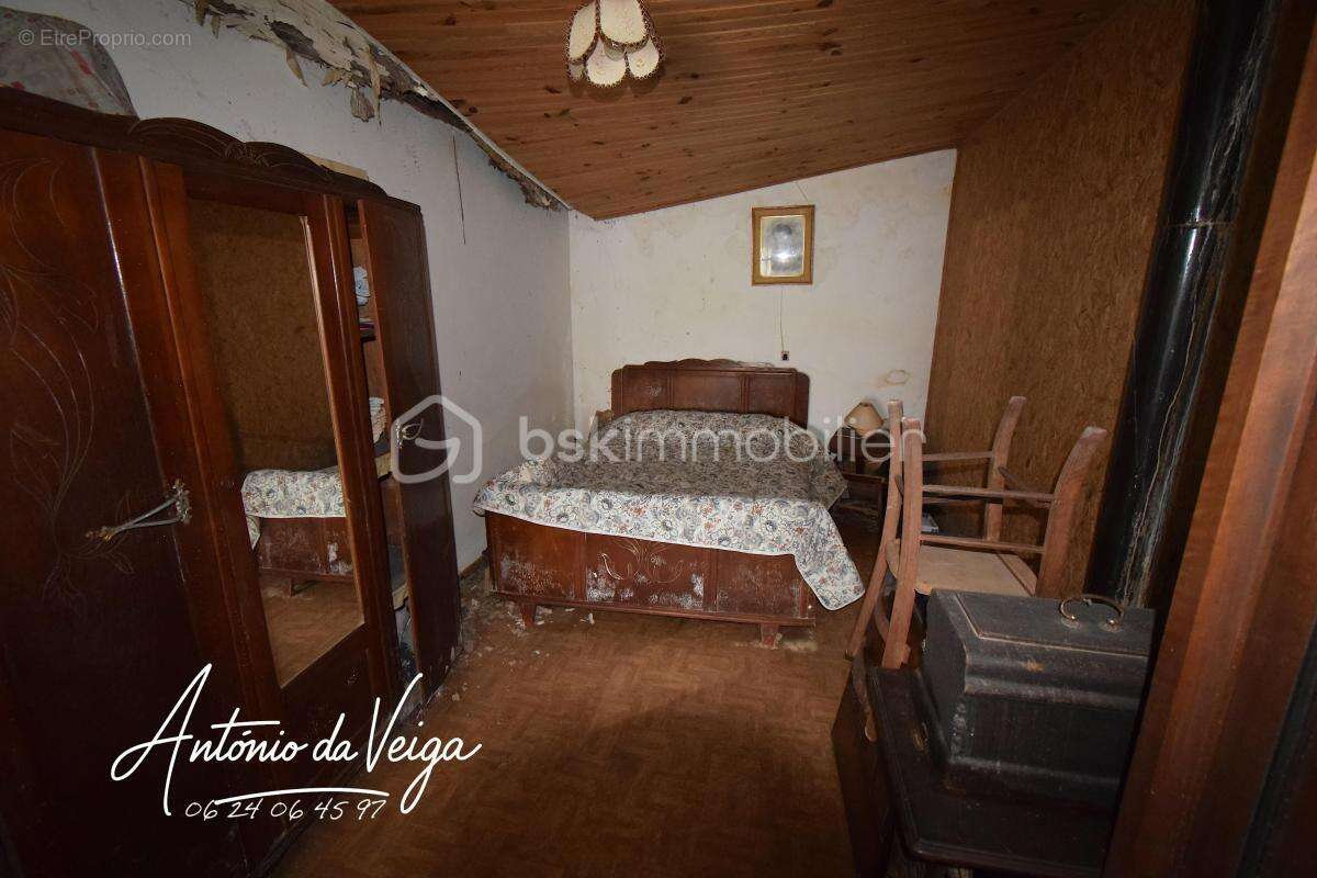   Maison de ville à réhabiliter – Emplacement exceptionnel - photo 6