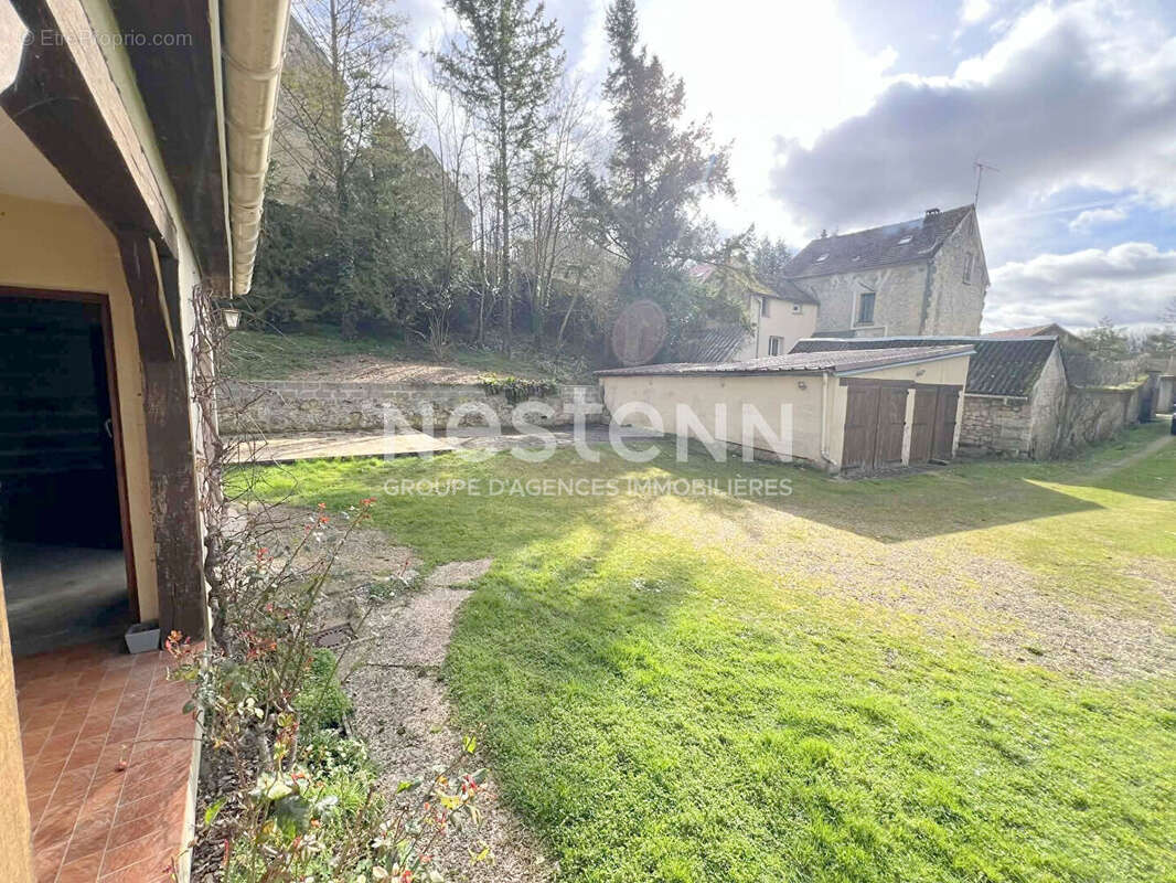 Maison à CHARS