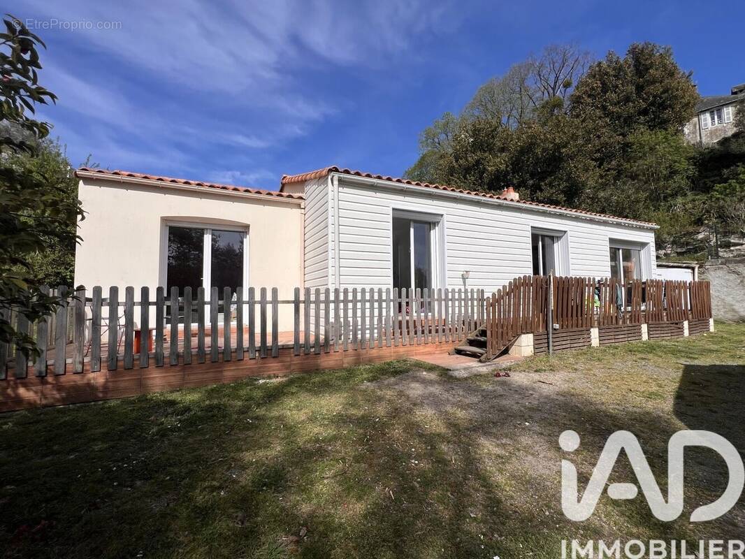 Photo 1 - Maison à LE POIRE-SUR-VIE