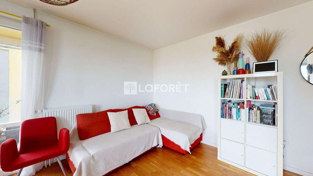 Appartement à NANTERRE