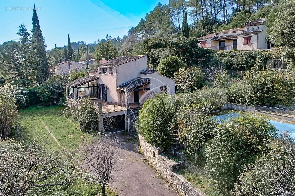 Maison à LORGUES